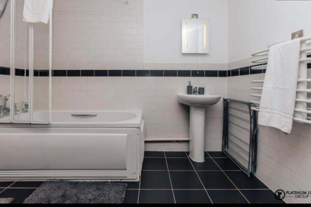 Sl Luxury 2 Bed Broad St Home 伯明翰 外观 照片